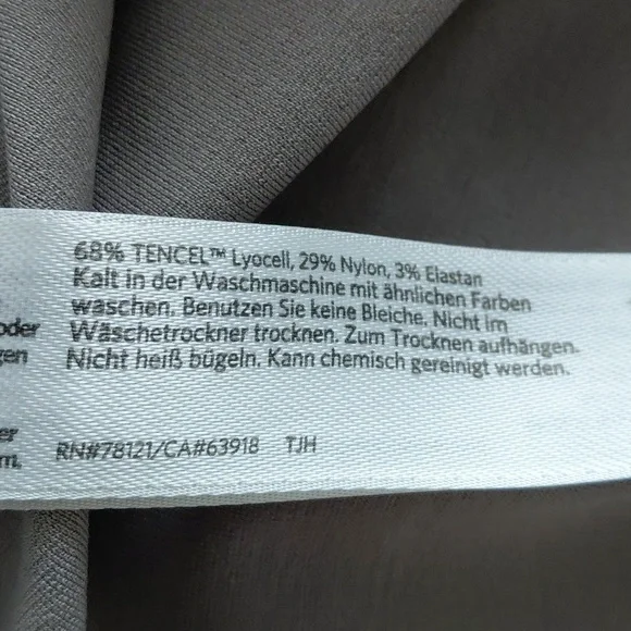 Casual Long Sleeve Eileen Fisher Top in Taupe - Picture 4 of 5